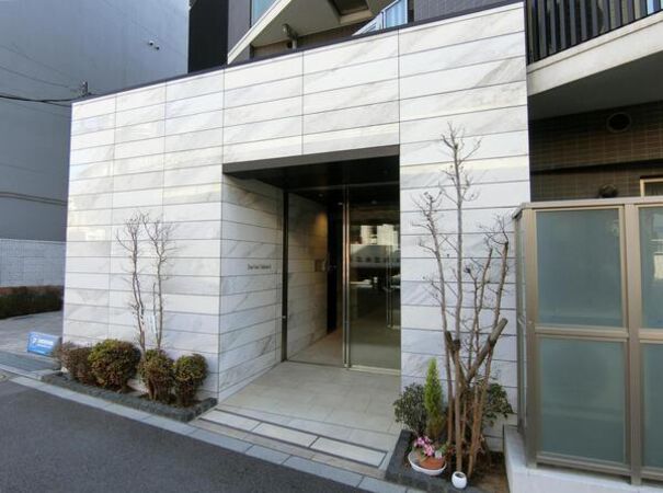 【デュオヴェール飯田橋】エントランス