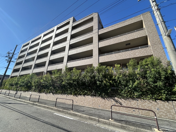 【サーパス一社】外観写真