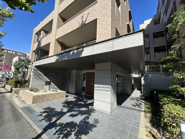 【サーパス一社】エントランス 【サーパス一社】エントランス