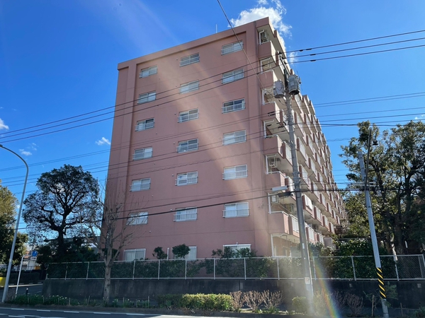 【ウェルフェアグリーン鶴ケ峰】外観