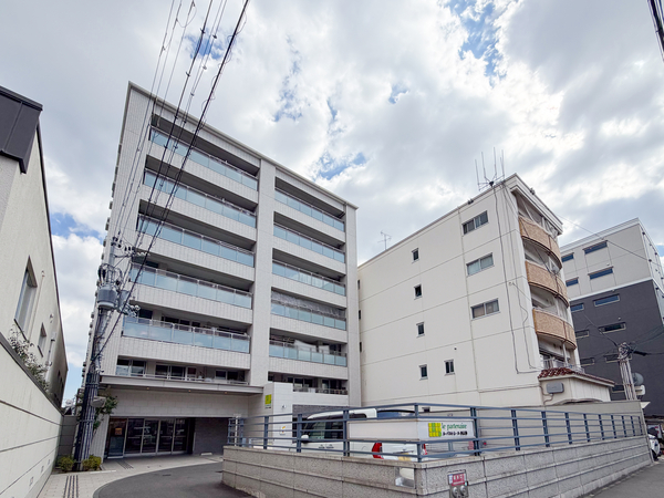 【ルパルトネール西京極】外観 【ルパルトネール西京極】外観