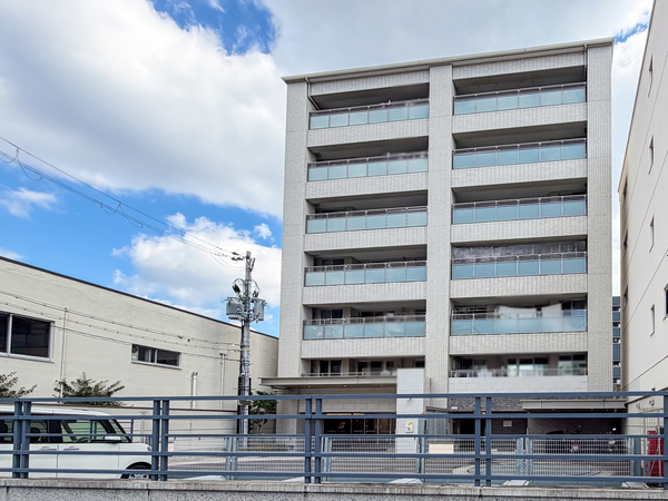 【ルパルトネール西京極】外観 【ルパルトネール西京極】外観