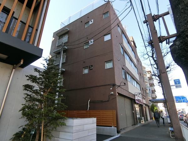 【ニュー大倉山マンション】外観