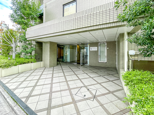 【リリファ川崎ブライトクロス】エントランス