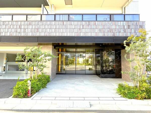 【ガーラ・レジデンス船堀プロムナード】エントランス2