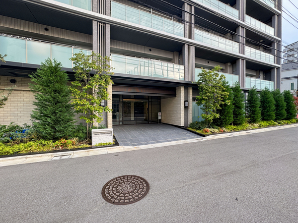 【クレヴィア西馬込】エントランス