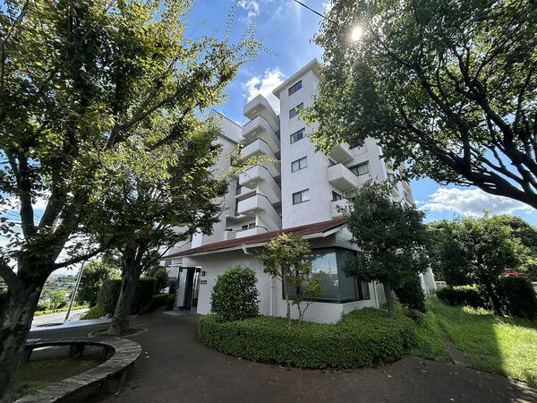 【東急ドエルアルス横浜十日市場】外観
