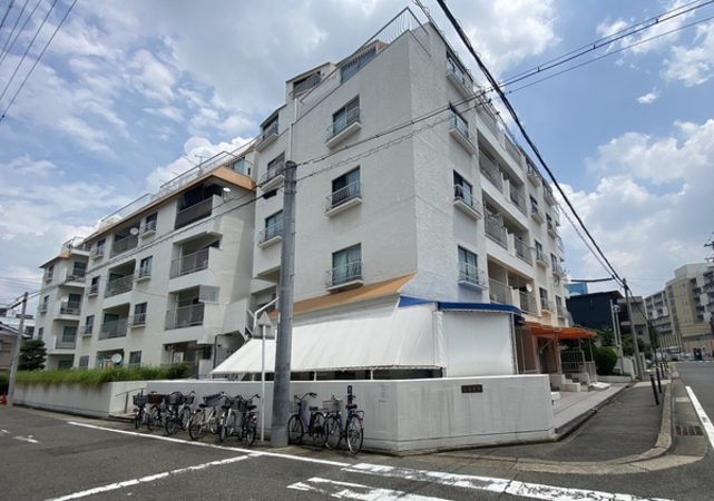 荘苑仲田 2枚目 荘苑仲田