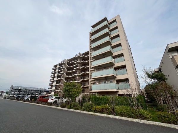【アドグランデ南流山】外観