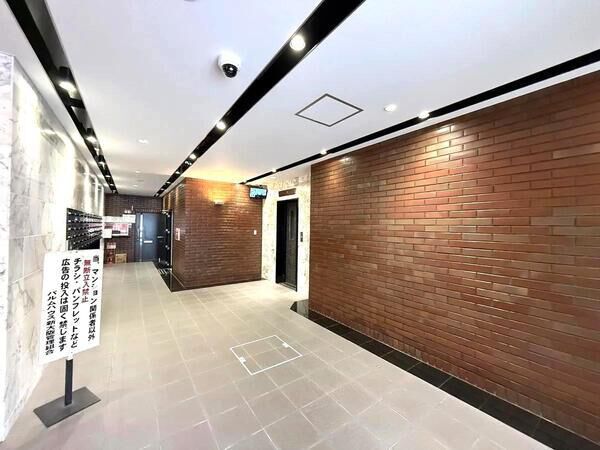 【パルムハウス新大阪】エントラン1 【パルムハウス新大阪】エントラン1