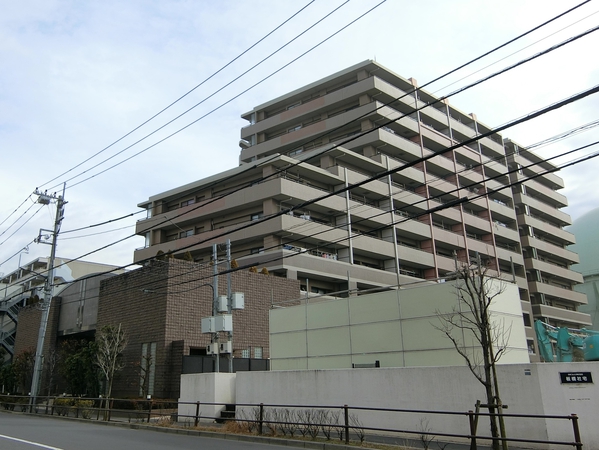 【クレストフォルム高島平グランステージ】外観