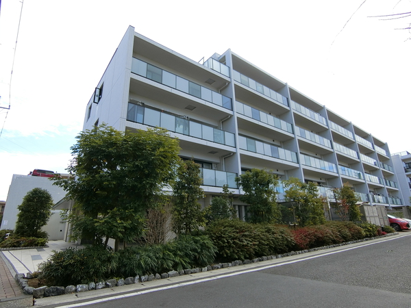 【エクセレントシティ日吉本町ガーデン】外観