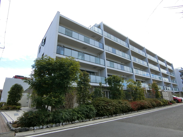 【エクセレントシティ日吉本町ガーデン】外観