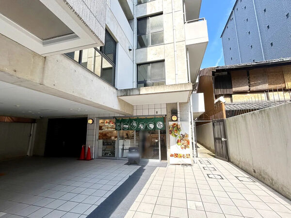 【シンフォニー四条烏丸】エントランス２