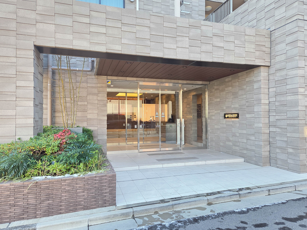【ルピアコート南浦和】エントランス 【ルピアコート南浦和】エントランス