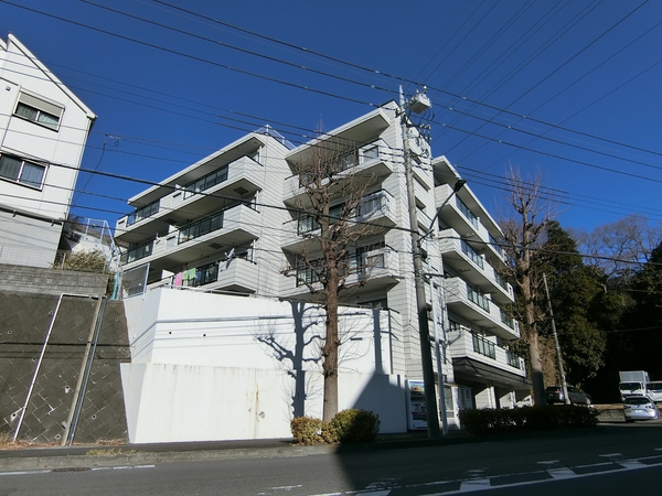 【メゾンほしの百合ヶ丘】外観