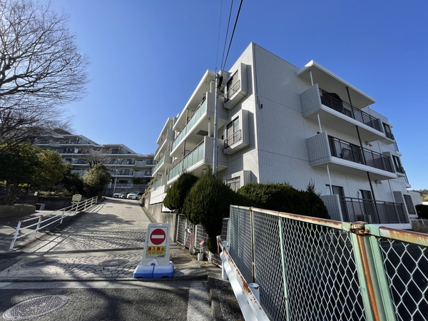【ライネスハイム富岡】外観