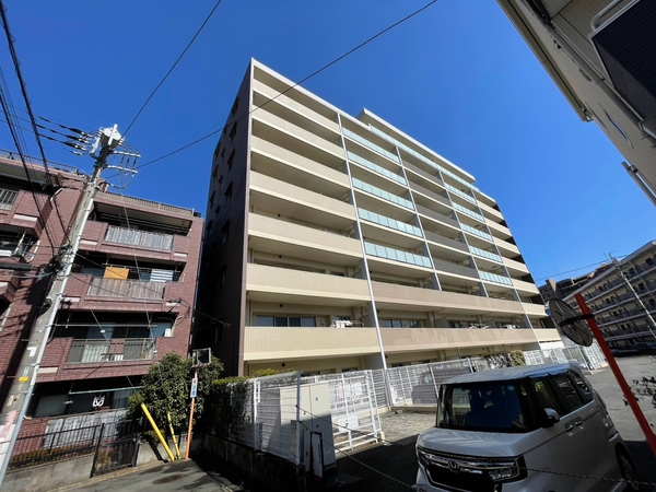 【プライヴェル武蔵砂川】外観