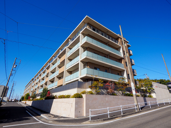 【プレイズ徳重】外観