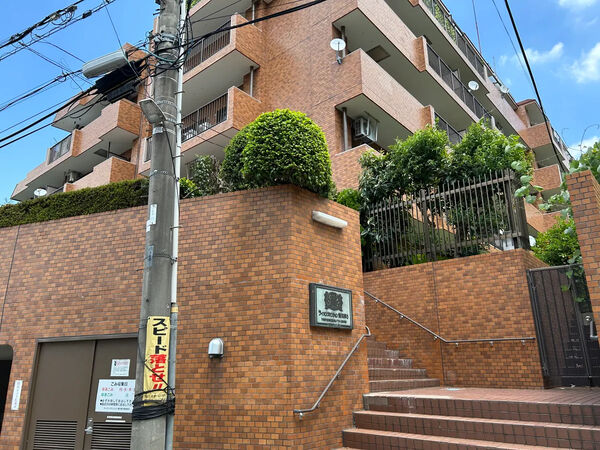【ライオンズマンション鷺沼第5】外観