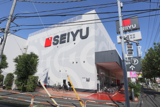 西友青井店　約430ｍ（徒歩6分）