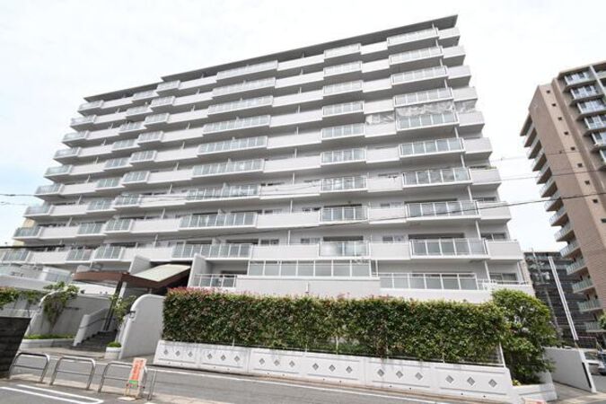 アルファステイツ老松町