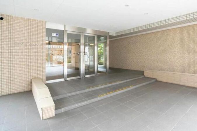 【コスモトゥデイ】エントランス2 【コスモトゥデイ】エントランス2