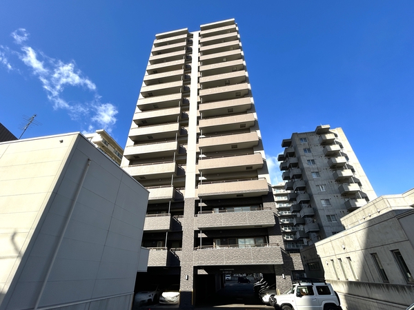 【クリーンリバーフィネス桑園北6条】外観