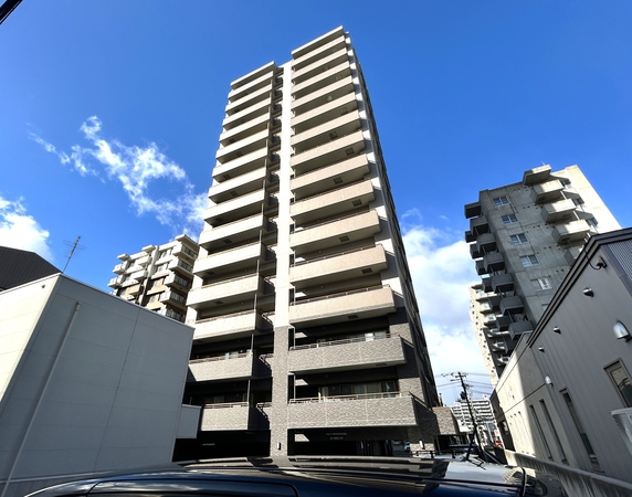 【クリーンリバーフィネス桑園北6条】外観