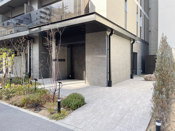 【リビオレゾン南森町】エントランス 【リビオレゾン南森町】エントランス