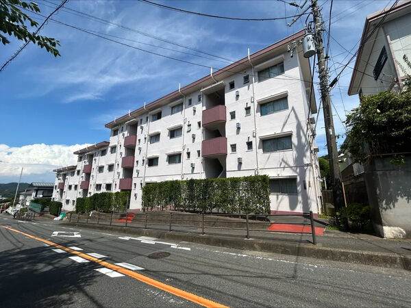 【葉桜マンション】外観