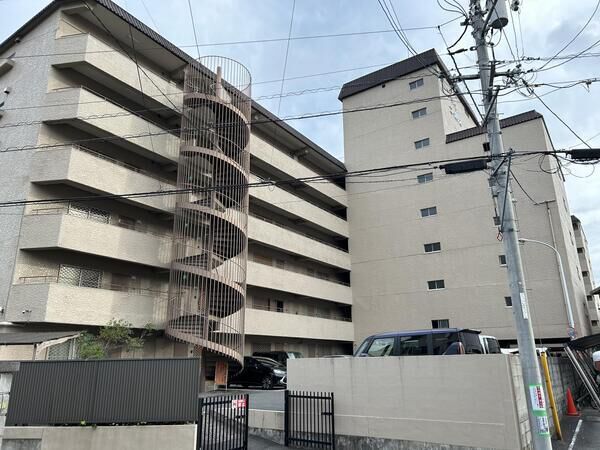 【中須コーポラス】外観