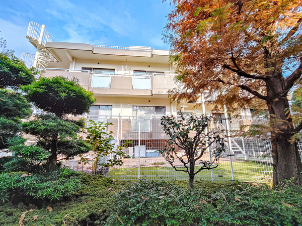 【セボンガーデン井草】外観