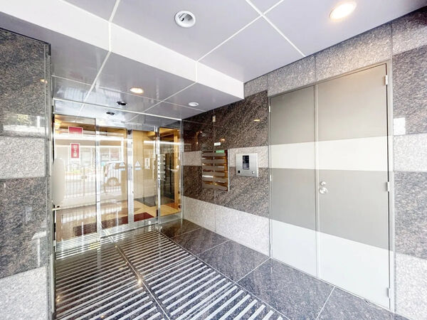 【メイロイヤル綱島】エントランス 【メイロイヤル綱島】エントランス