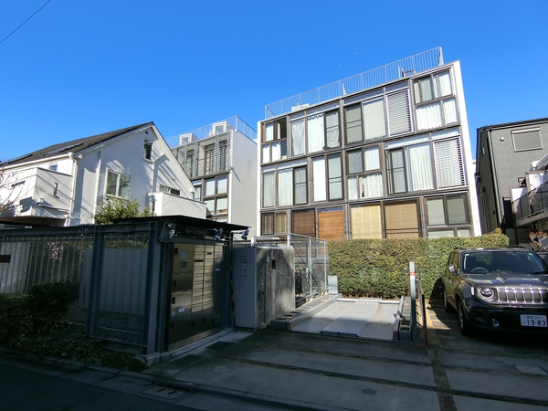 【サンリーノ森のとなり】外観