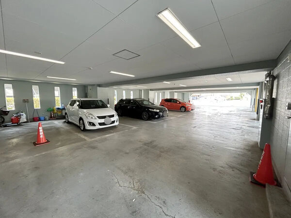 【セントエルモ南柏】駐車場