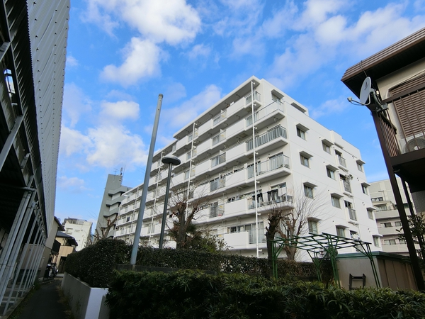 【プラザ向ヶ丘遊園】外観
