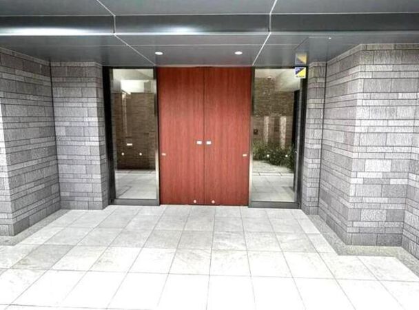 【パークホームズ横浜反町】エントラン2