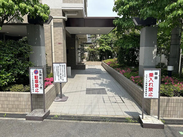 【ステイツ南楠葉】エントランス 【ステイツ南楠葉】エントランス