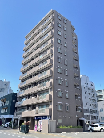 【イトーピア裏参道ロッソ】外観