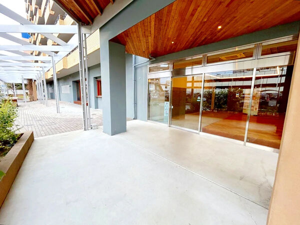 【リノア北赤羽】エントランス 【リノア北赤羽】エントランス