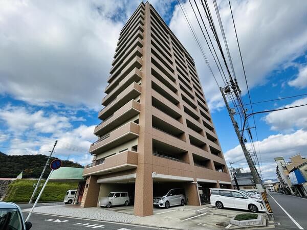 ロイヤルクリスタル三篠北町