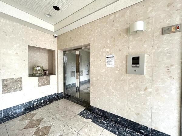 【ユーハウス新栄】東館　エントランス1