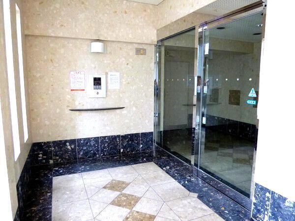 【ユーハウス新栄】西館 エントランス 【ユーハウス新栄】西館 エントランス