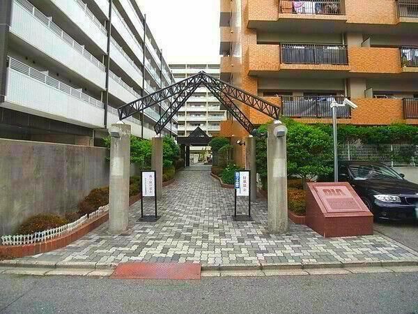 【ダイアパレス平安通】エントランス1