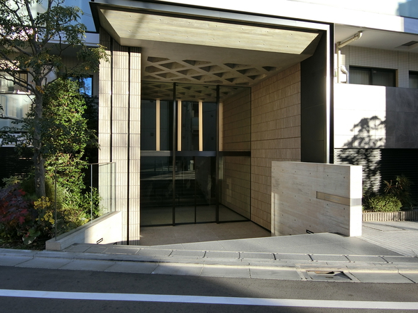 【ピアース祐天寺】エントランス 【ピアース祐天寺】エントランス
