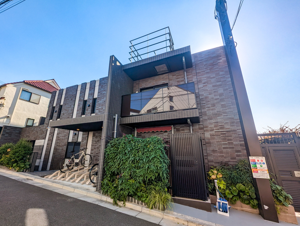 【オープンレジデンシア中野平和の森公園テラス】外観