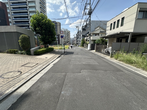 【ユアコート大宮】前面道路