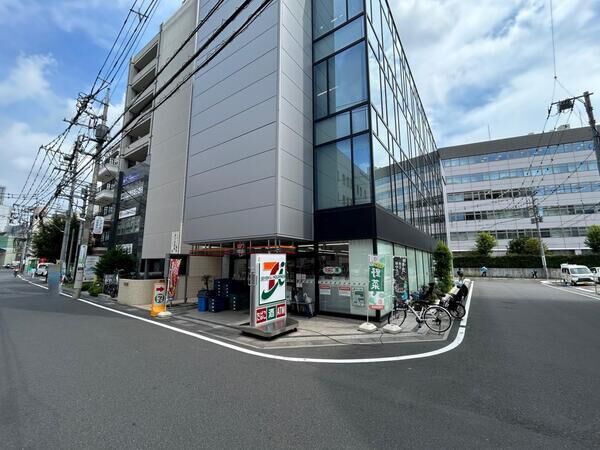 セブンイレブン大宮駅前桜木町1丁目店　約230m