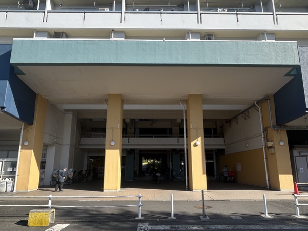 【川崎河原町分譲共同ビル13号棟東】エントランス 【川崎河原町分譲共同ビル13号棟東】エントランス